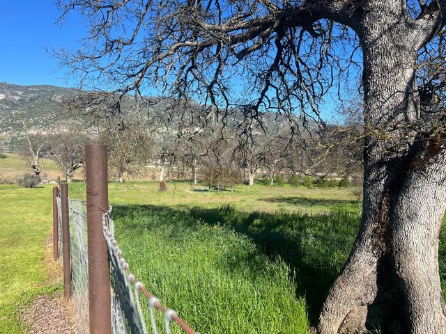 35400 Spanish Oak Road, Auberry, CA 93602