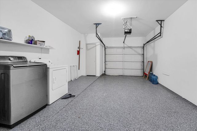 2601 Augusta Drive 24, Houston, TX 77057