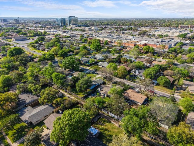 3218 Modella Avenue, Dallas, TX 75229