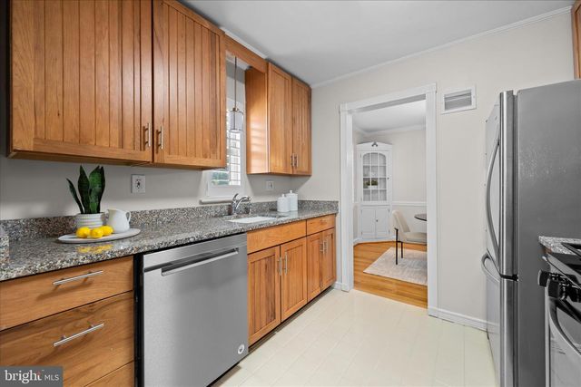 2021 LANSDOWNE WAY, Silver Spring, MD 20910