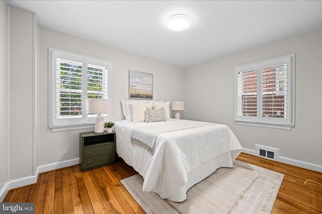 2021 LANSDOWNE WAY, Silver Spring, MD 20910