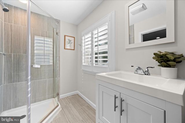 2021 LANSDOWNE WAY, Silver Spring, MD 20910