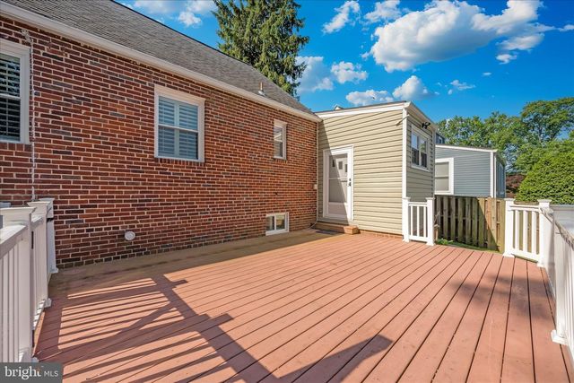 2021 LANSDOWNE WAY, Silver Spring, MD 20910