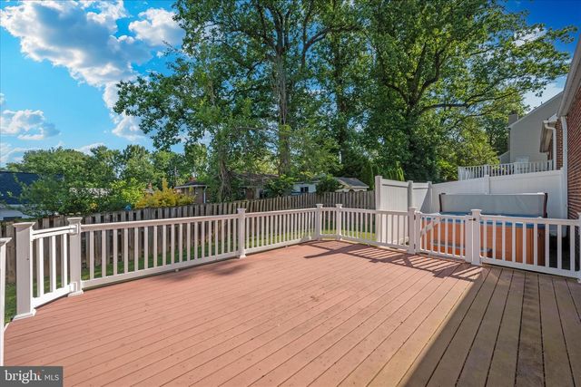 2021 LANSDOWNE WAY, Silver Spring, MD 20910