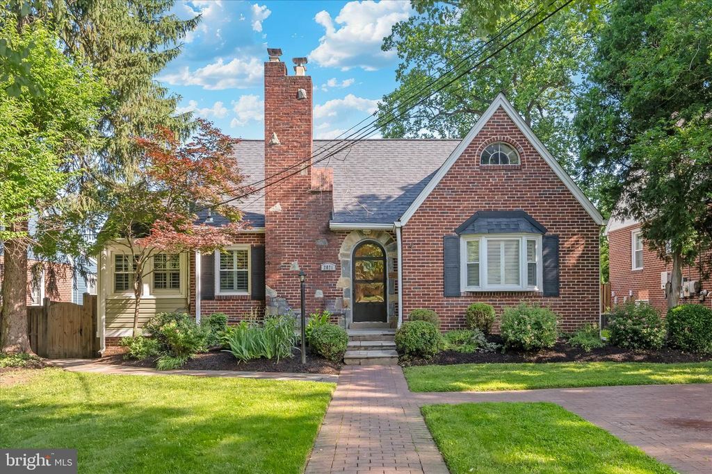 2021 LANSDOWNE WAY, Silver Spring, MD 20910