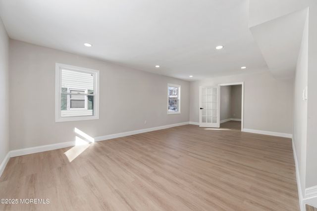 18 Bendix Lane, Willingboro, NJ 08046