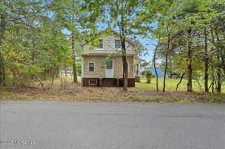 225 Irvington Avenue, Franklin Twp, NJ 08873