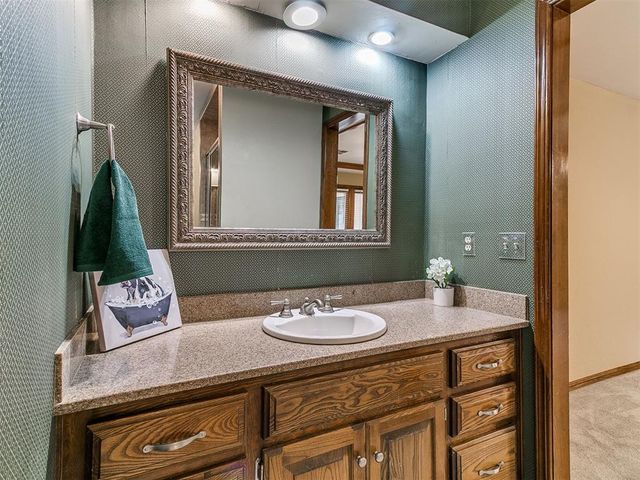 10201 Mantle Court, Oklahoma City, OK 73162