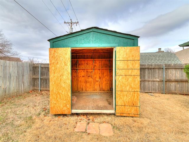 10201 Mantle Court, Oklahoma City, OK 73162