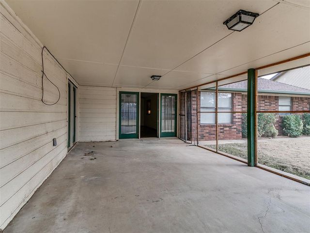 10201 Mantle Court, Oklahoma City, OK 73162