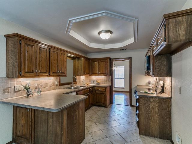 10201 Mantle Court, Oklahoma City, OK 73162