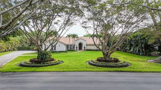 8134 Twin Lake Dr, Boca Raton, FL 33496