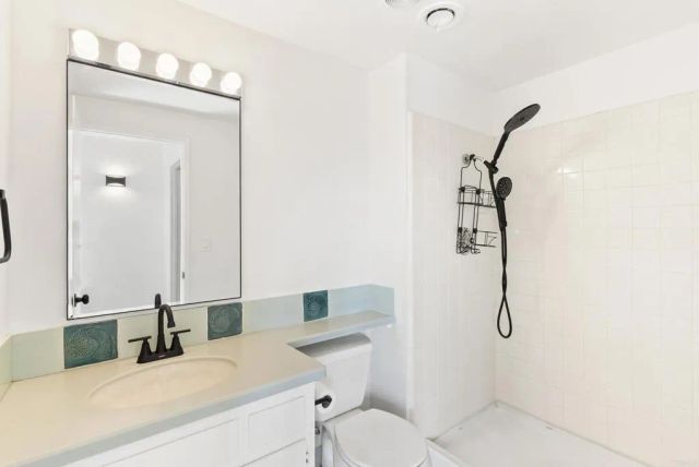 4169 Balboa Way, San Diego, CA 92117