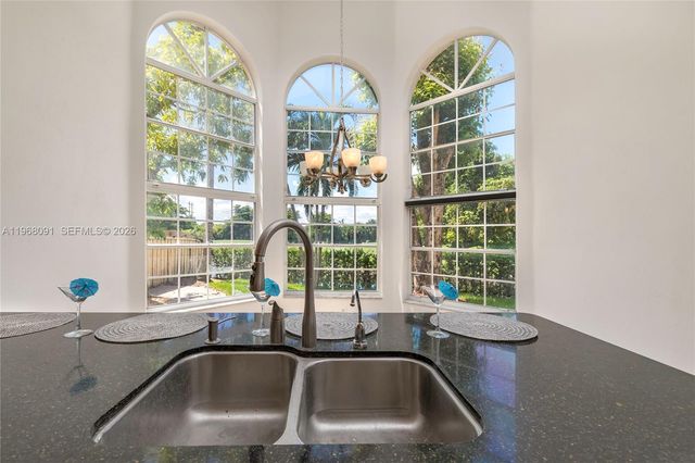 5132 NW 106th Ave, Doral, FL 33178