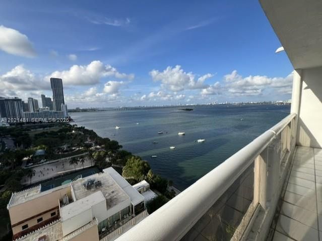 1717 N Bayshore Dr A-2136, Miami, FL 33132