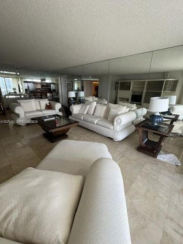 1717 N Bayshore Dr A-2136, Miami, FL 33132