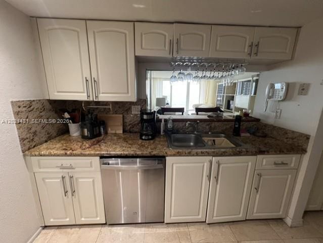 1717 N Bayshore Dr A-2136, Miami, FL 33132