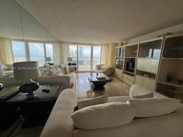 1717 N Bayshore Dr A-2136, Miami, FL 33132