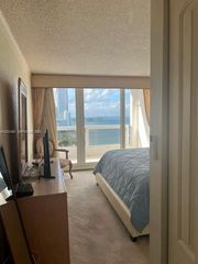 1717 N Bayshore Dr A-2136, Miami, FL 33132