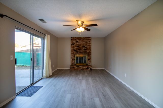 840 Sandra Lane, Porterville, CA 93257