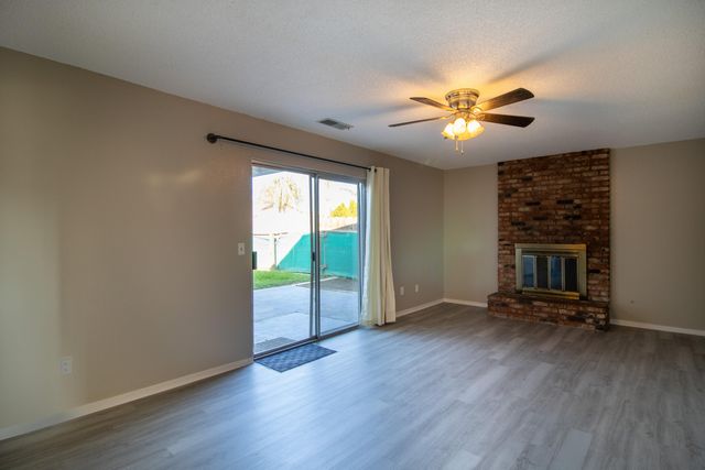 840 Sandra Lane, Porterville, CA 93257