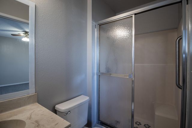 840 Sandra Lane, Porterville, CA 93257