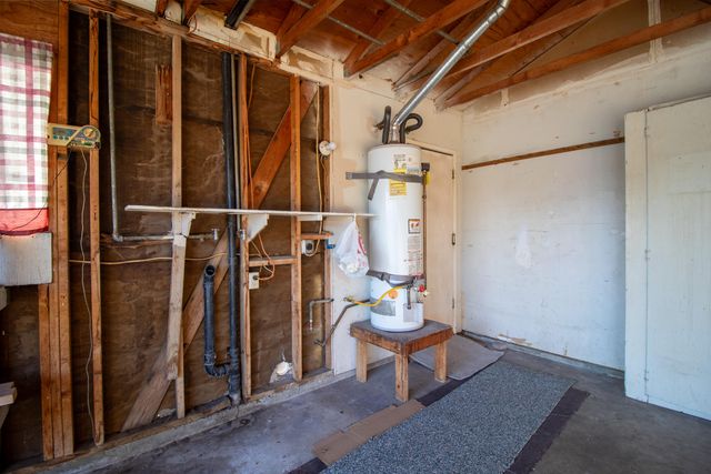 840 Sandra Lane, Porterville, CA 93257