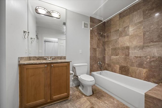 2520 Robinhood Street 807, Houston, TX 77005