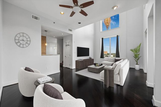 2520 Robinhood Street 807, Houston, TX 77005