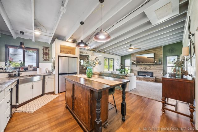 1429 W 640, Chouteau, OK 74337