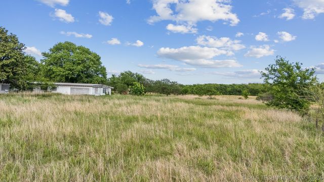 1429 W 640, Chouteau, OK 74337