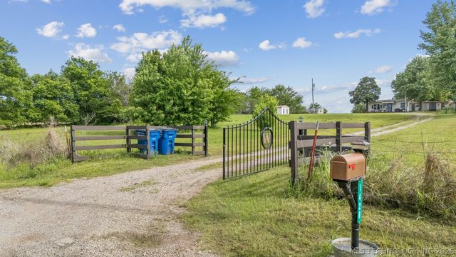 1429 W 640, Chouteau, OK 74337