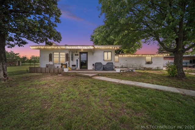 1429 W 640, Chouteau, OK 74337