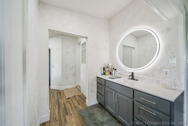 1429 W 640, Chouteau, OK 74337