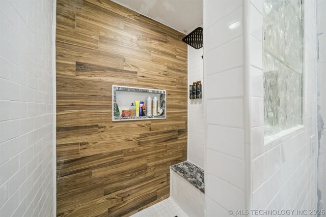 1429 W 640, Chouteau, OK 74337
