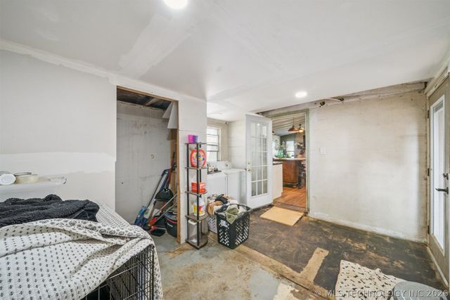 1429 W 640, Chouteau, OK 74337