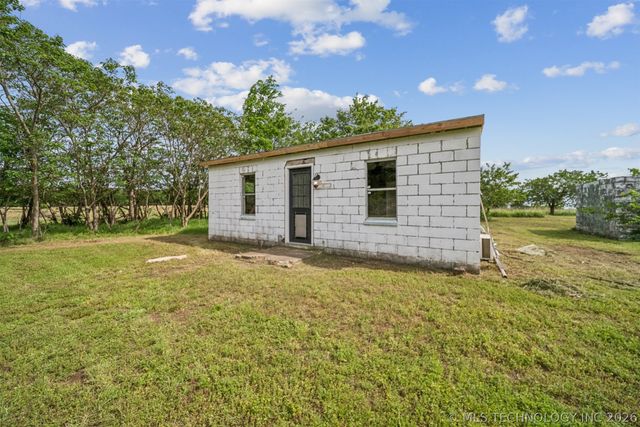 1429 W 640, Chouteau, OK 74337