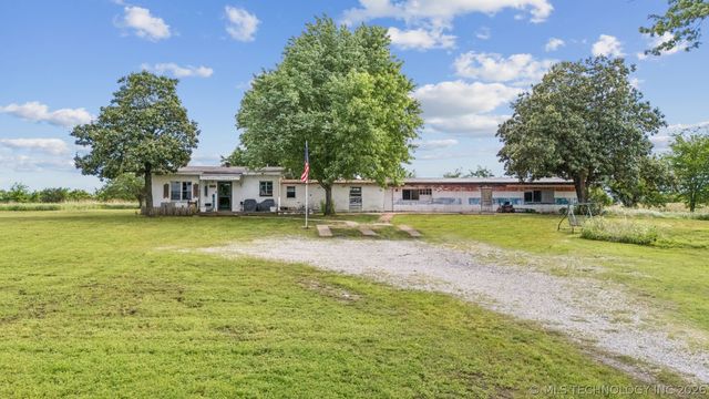 1429 W 640, Chouteau, OK 74337