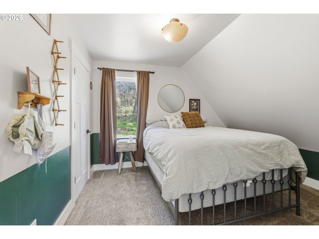 34180 SMITH Rd, St Helens, OR 97051