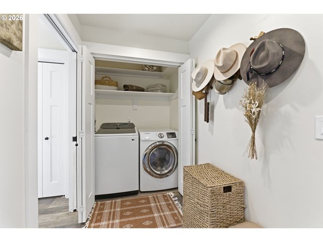 34180 SMITH Rd, St Helens, OR 97051