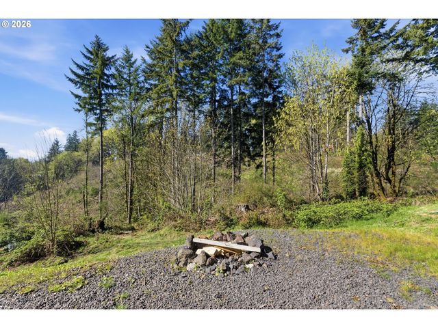 34180 SMITH Rd, St Helens, OR 97051