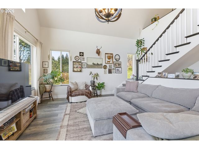 34180 SMITH Rd, St Helens, OR 97051