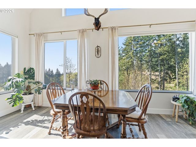 34180 SMITH Rd, St Helens, OR 97051