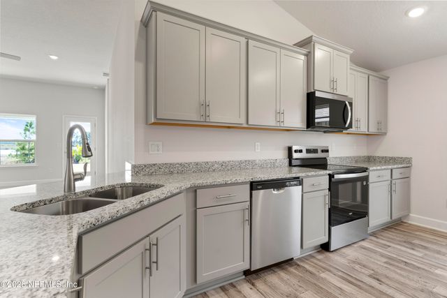 3306 MEADOW RIDGE Place, Green Cove Springs, FL 32043