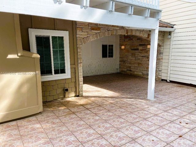 14551 SW 142nd Ct Cir, Miami, FL 33186