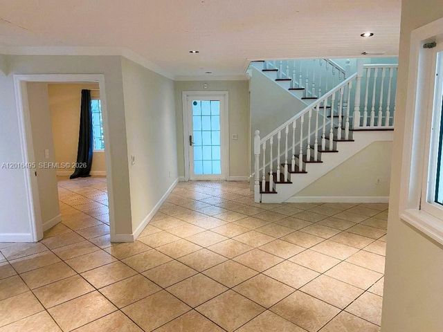 14551 SW 142nd Ct Cir, Miami, FL 33186