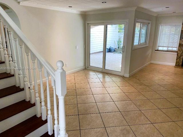 14551 SW 142nd Ct Cir, Miami, FL 33186