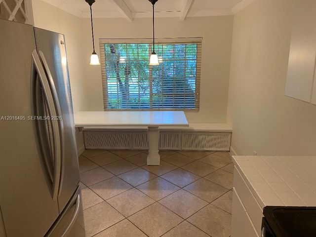 14551 SW 142nd Ct Cir, Miami, FL 33186