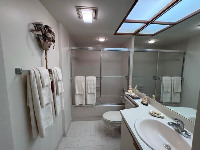 11190 Aspen Glen Drive, Boynton Beach, FL 33437
