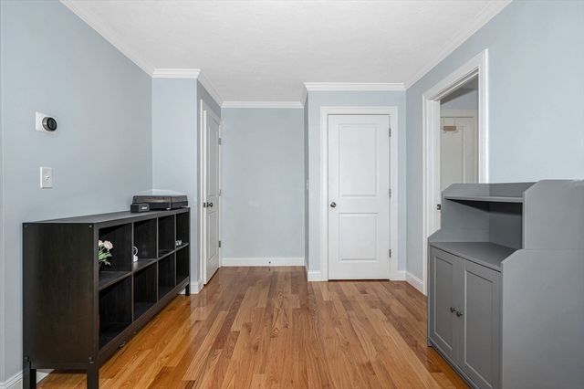 18 Bartlett Ave 18, Chelmsford, MA 01824